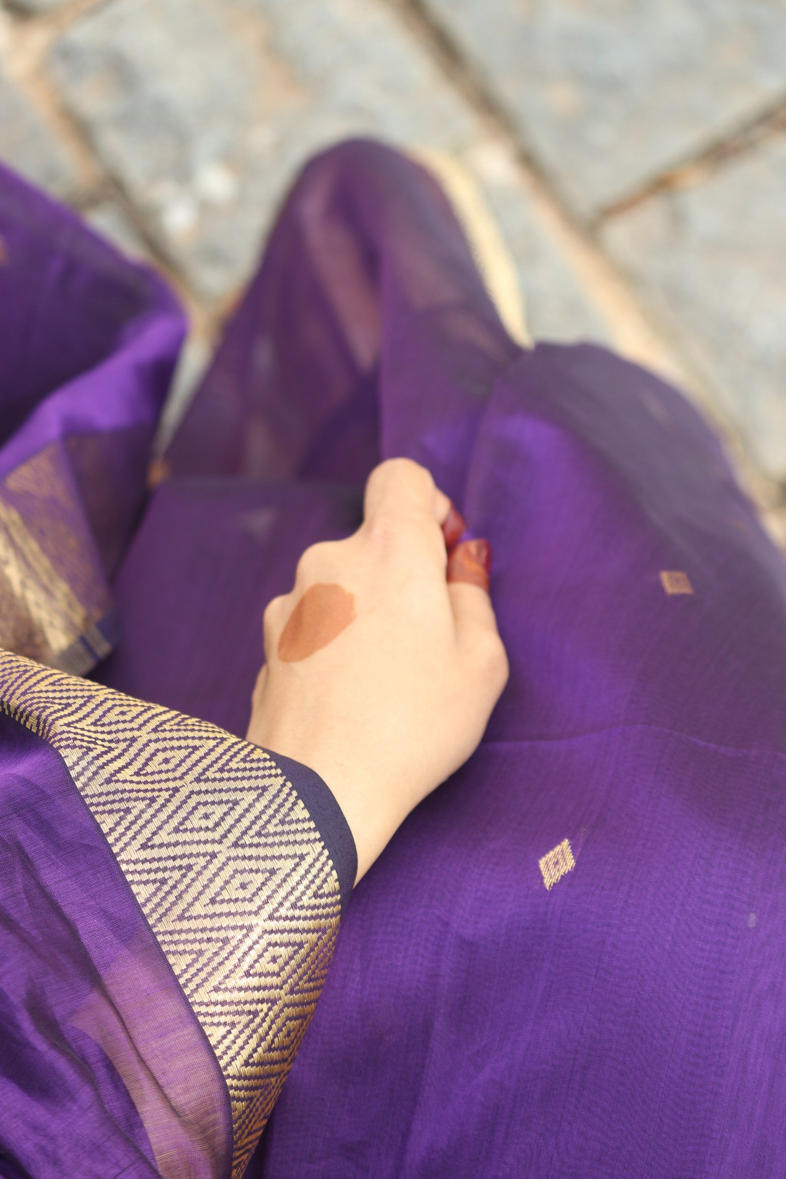 Nila: Purple Maheshwari Silk Saree with Golden Zari