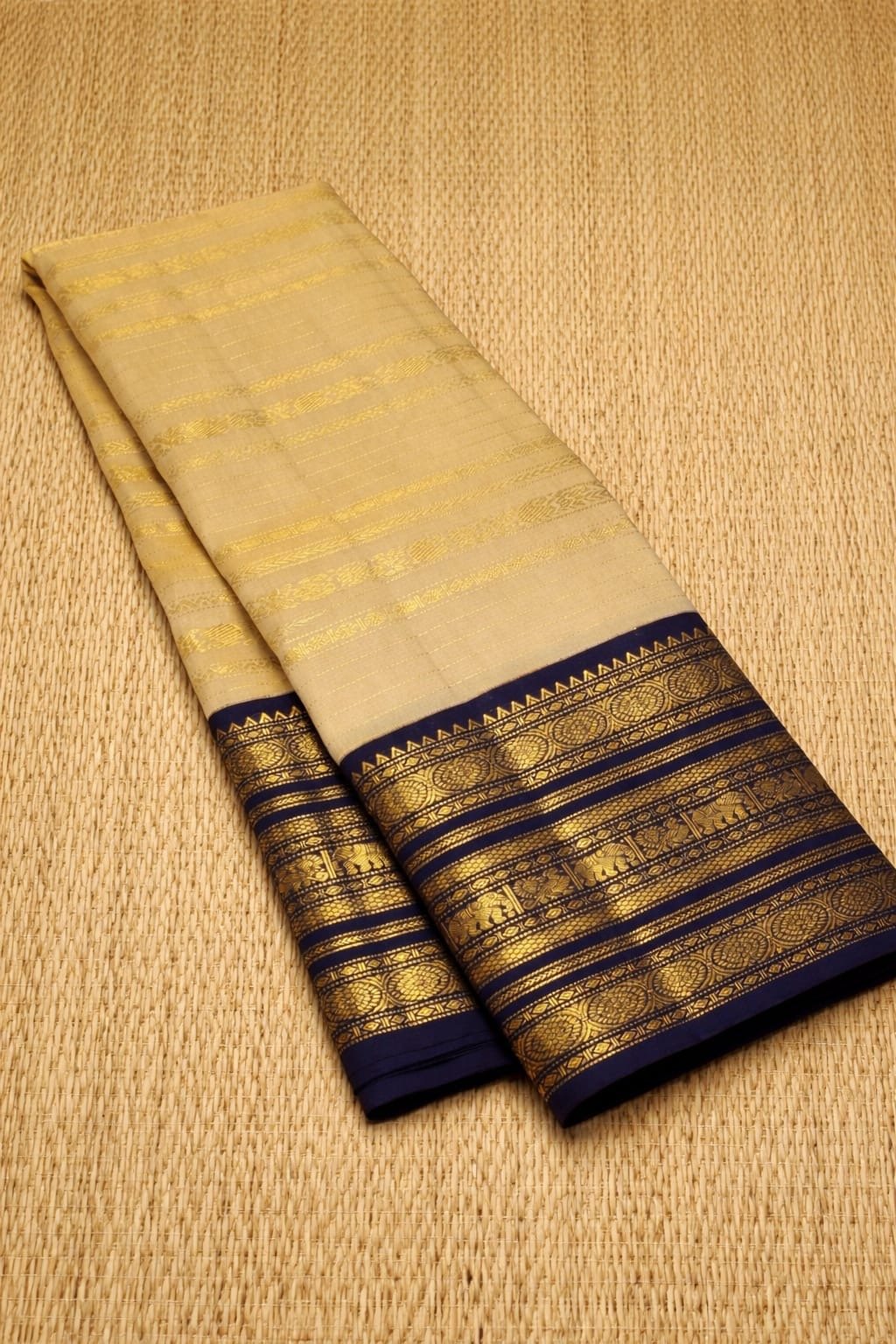 2G Handwoven Pure Kanchipuram Silk Saree – Cream White & Black
