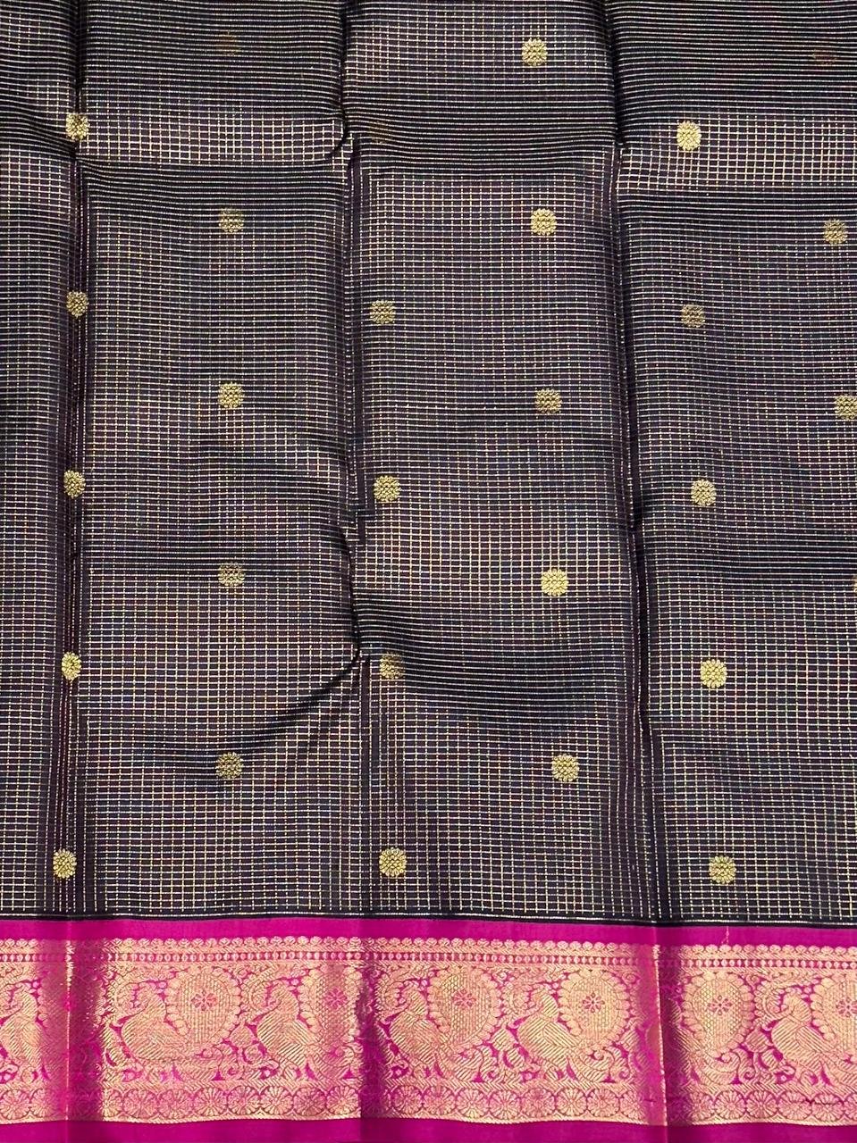 2G Zari Deep brown kanchipuram handloom Silk Saree with Pink Border